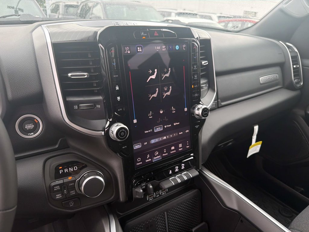 New 2026 RAM 1500 Big Horn AWD/4WD image 4
