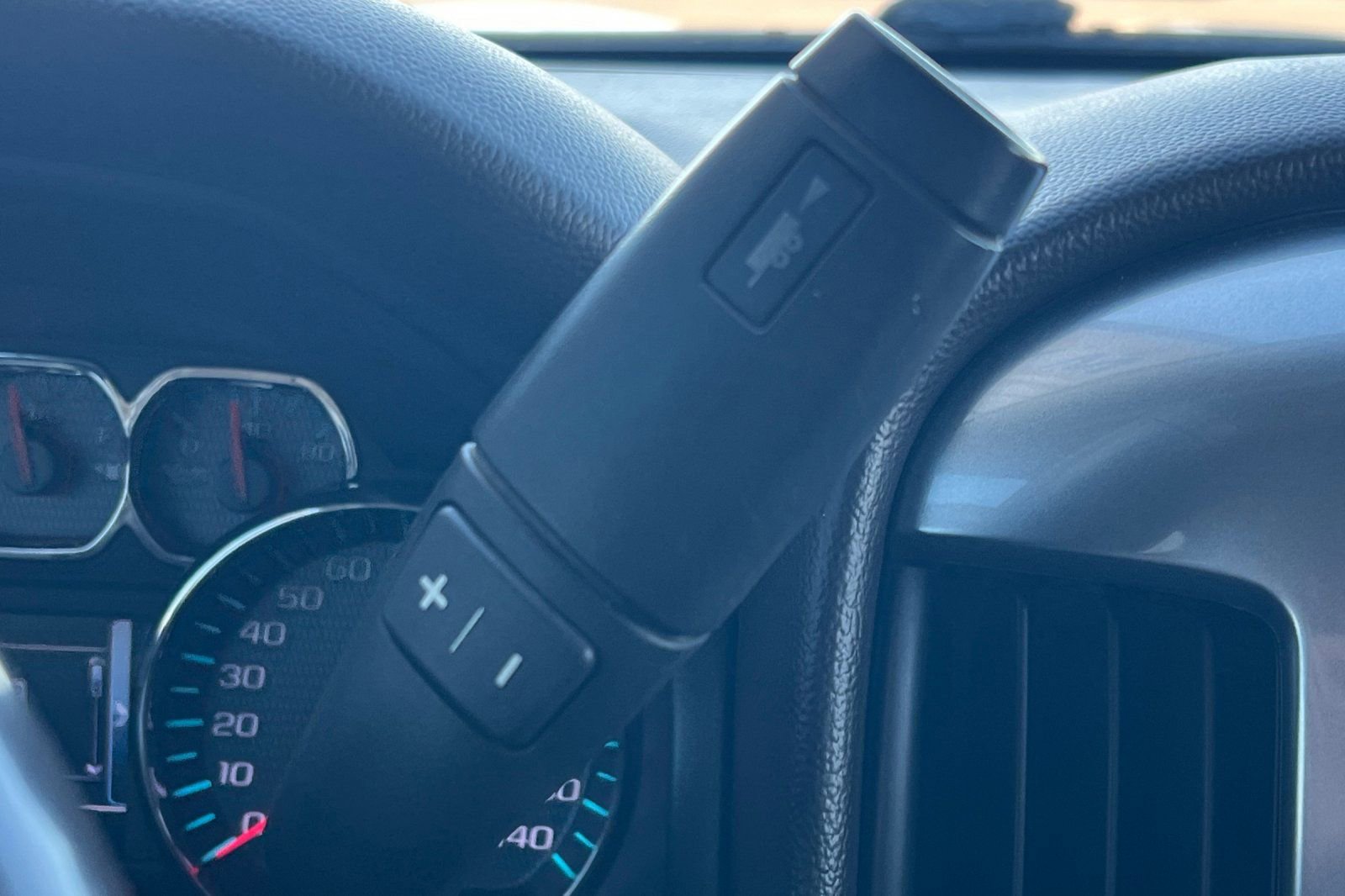 Used 2017 Chevrolet Silverado 1500 LT w/ All Star Edition image 21