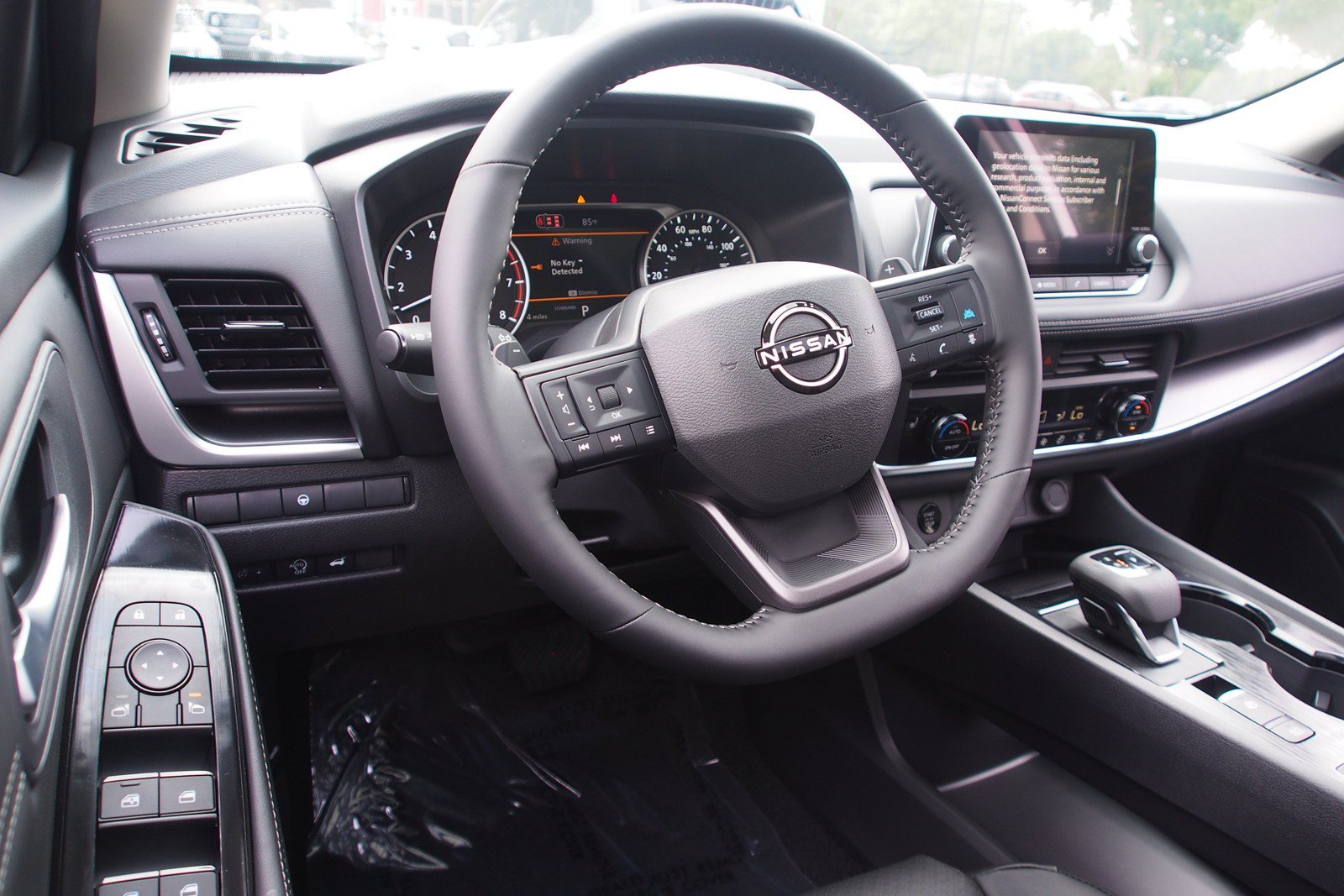 New 2026 Nissan Rogue Dark Armor FWD image 15