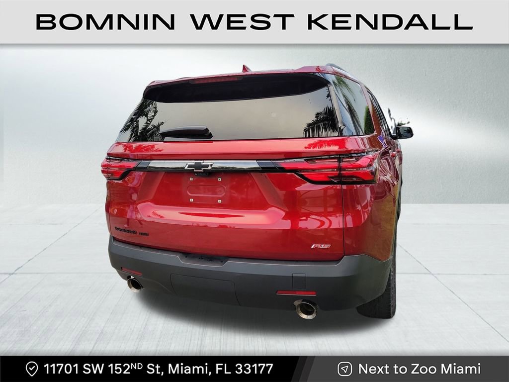 Used 2023 Chevrolet Traverse RS image 4