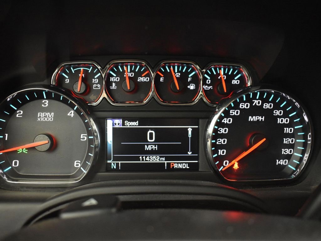 Used 2020 Chevrolet Suburban LT image 15