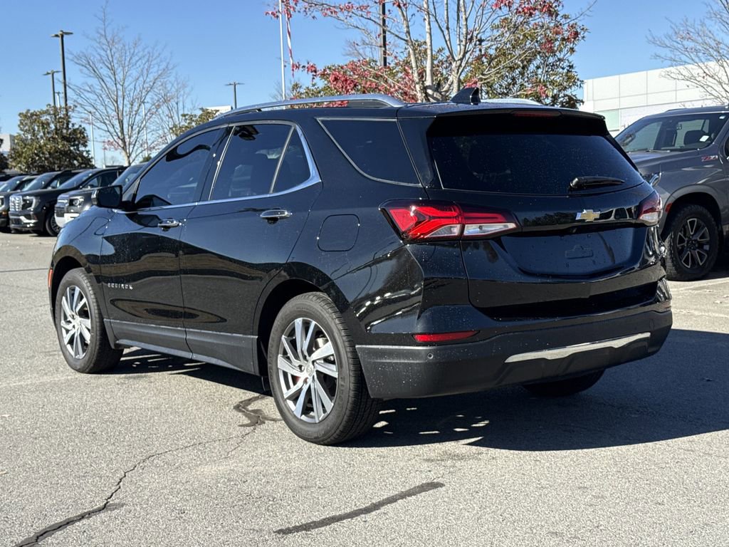 Used 2023 Chevrolet Equinox Premier image 3