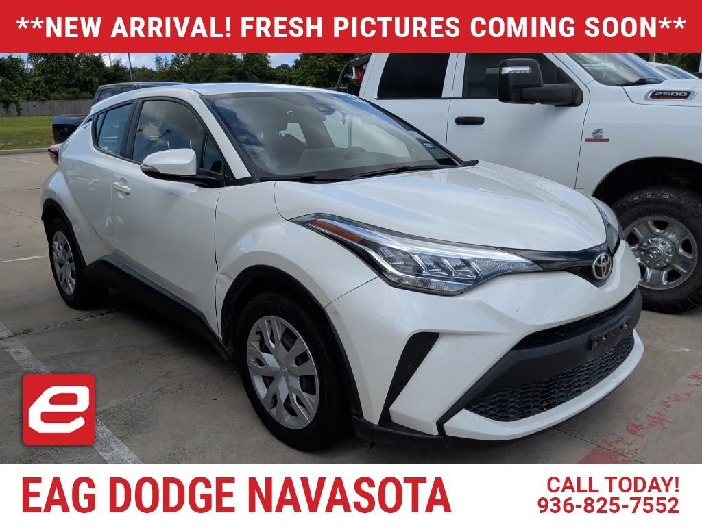Used 2020 Toyota C-HR LE FWD image 1