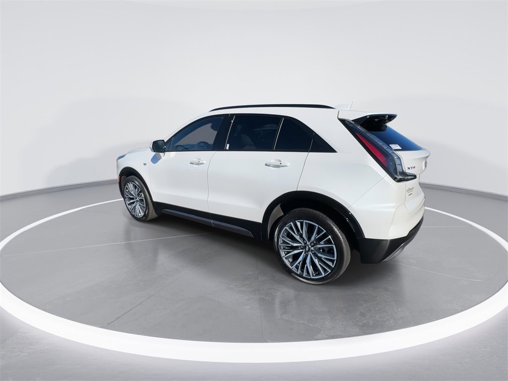 Used 2024 Cadillac XT4 Sport image 6