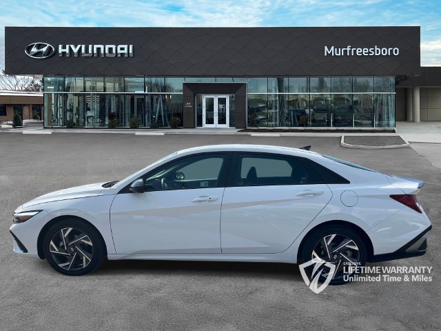 Certified 2025 Hyundai Elantra SEL FWD image 8