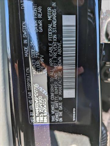 Used 2023 Volvo XC60 T8 Plus w/ Climate Package image 22