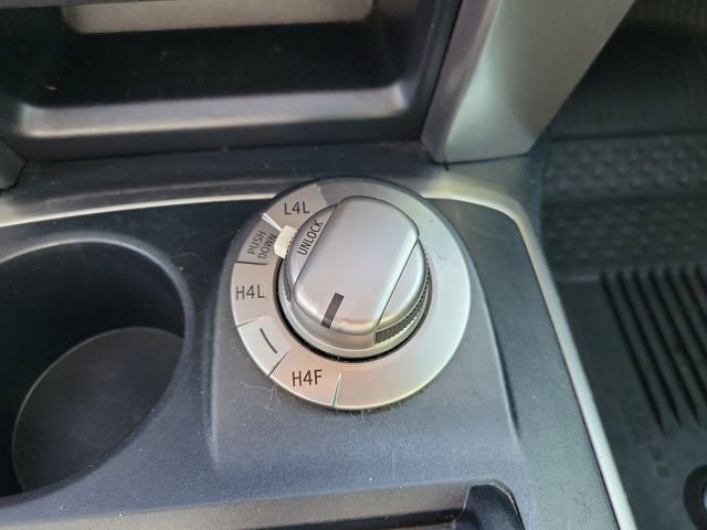 Used 2018 Toyota 4Runner Limited AWD/4WD image 24