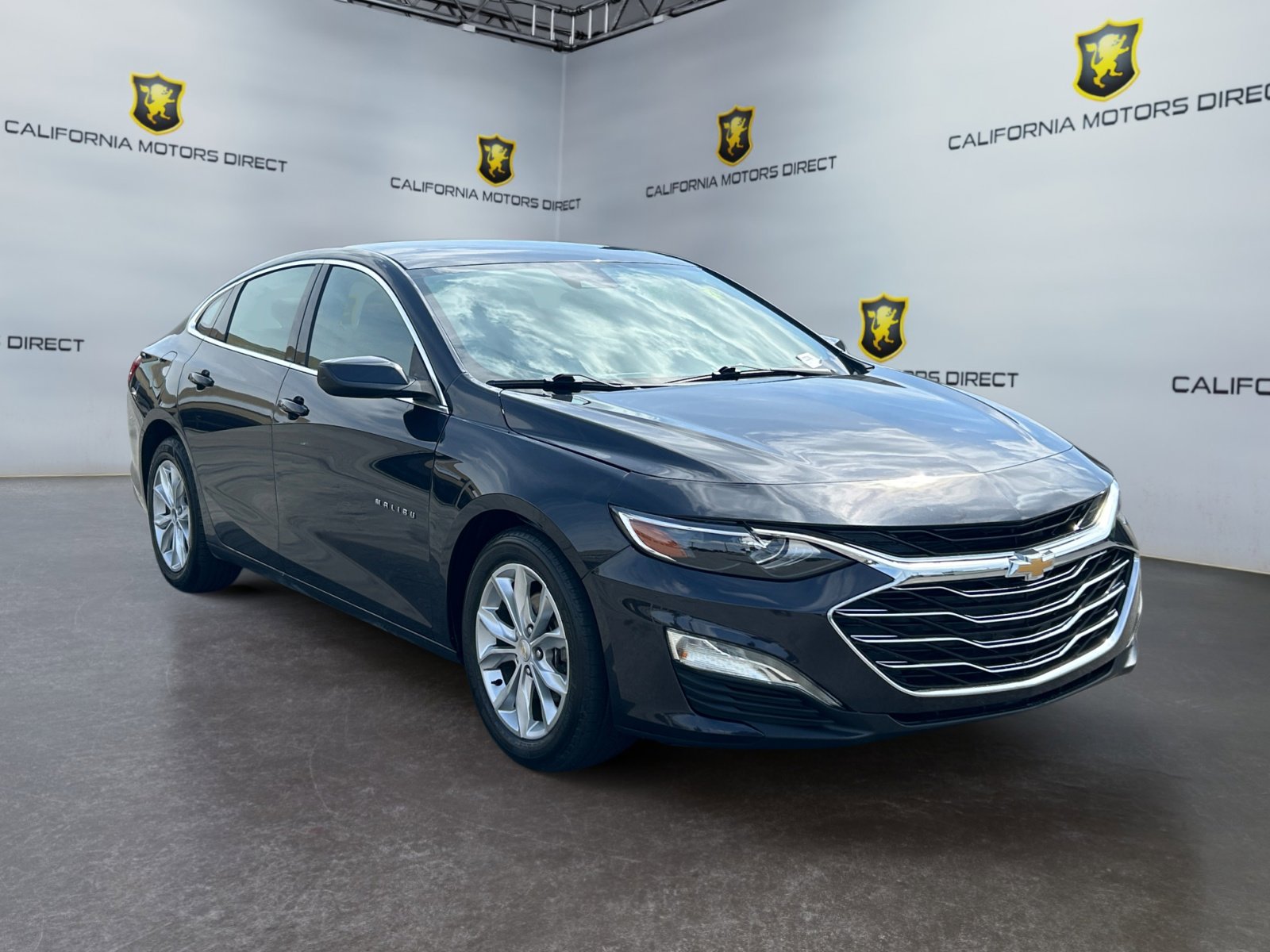 Used 2023 Chevrolet Malibu LT FWD image 3