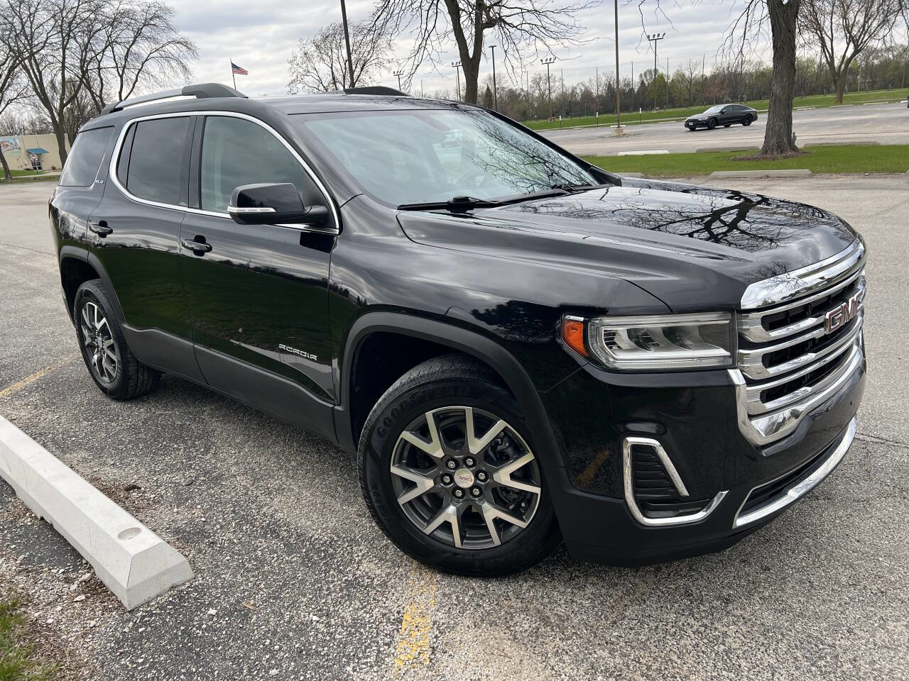 Used 2021 GMC Acadia SLE w/ Driver Convenience Package