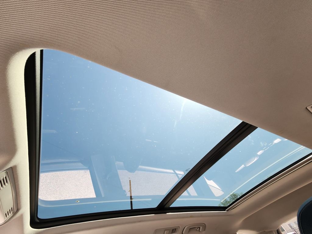Certified 2024 Volkswagen Tiguan SE FWD image 21