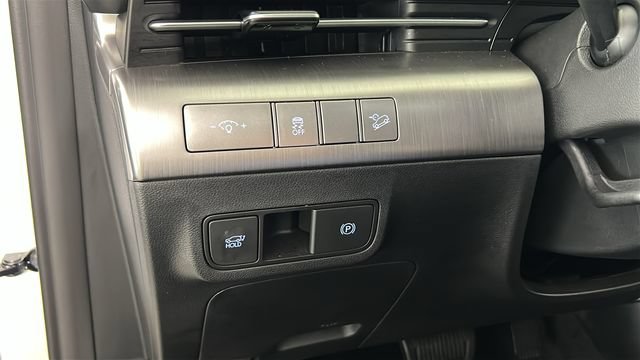 Used 2026 Hyundai Kona Limited FWD image 19
