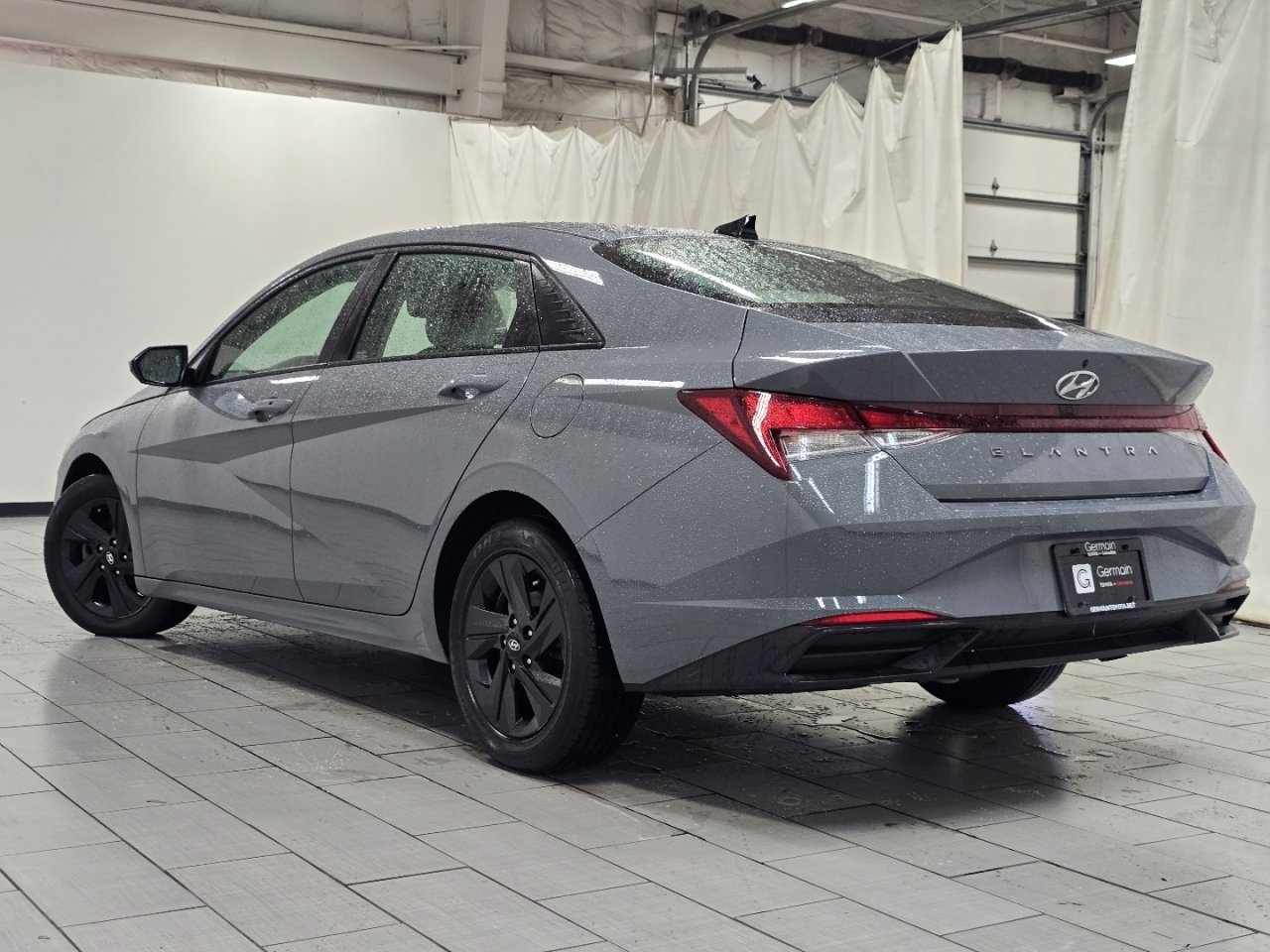 Used 2022 Hyundai Elantra SEL w/ Cargo Package image 12