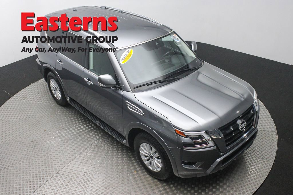 Used 2024 Nissan Armada SV image 3