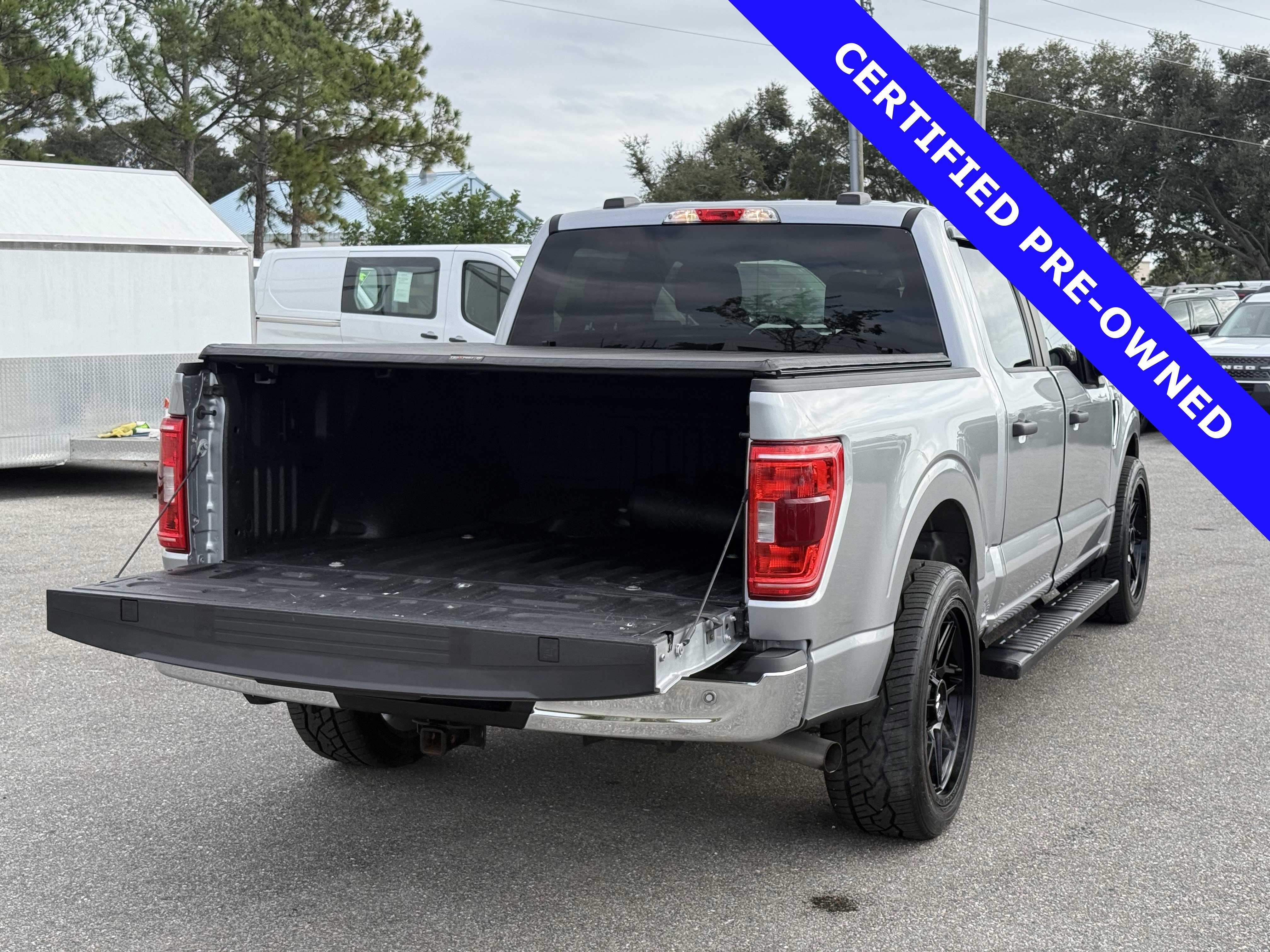 Certified 2021 Ford F150 XLT image 12