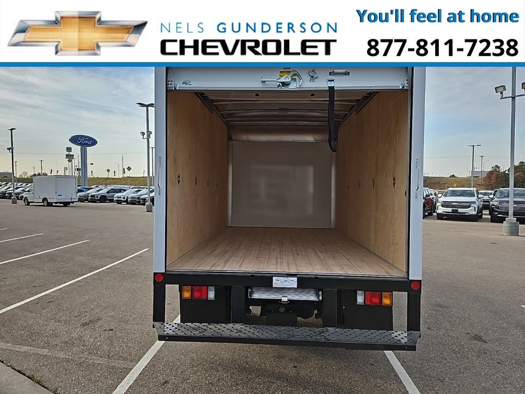 New 2025 Chevrolet Low Cab Forward image 8