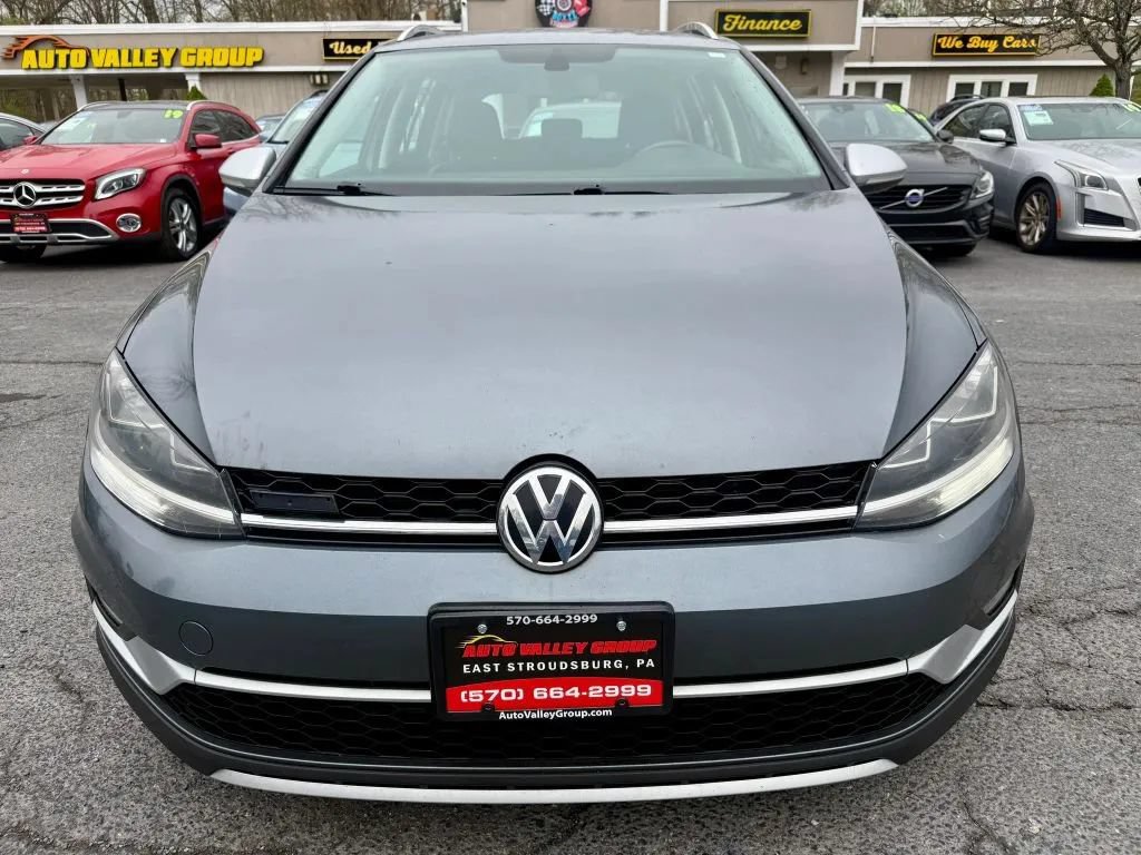 Used 2018 Volkswagen Golf Alltrack S AWD/4WD image 3