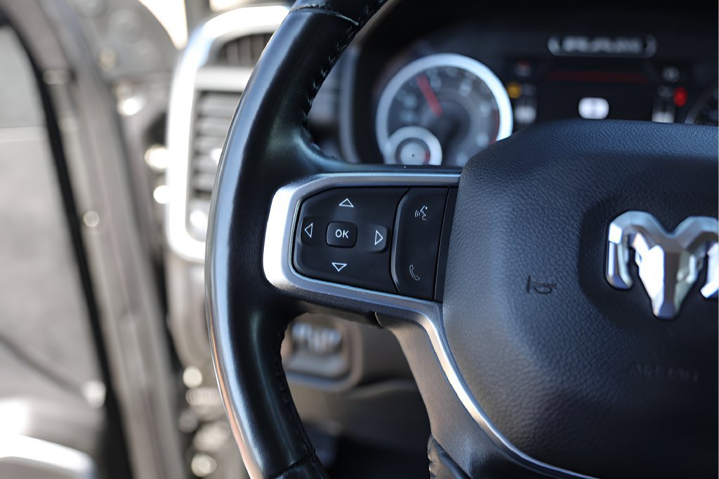 Used 2024 RAM 2500 Laramie AWD/4WD image 17