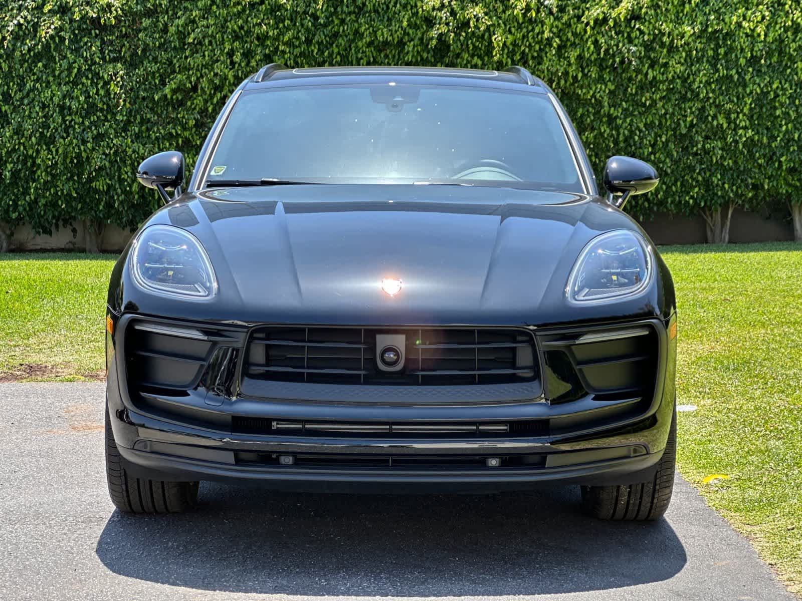New 2026 Porsche Macan AWD/4WD image 11