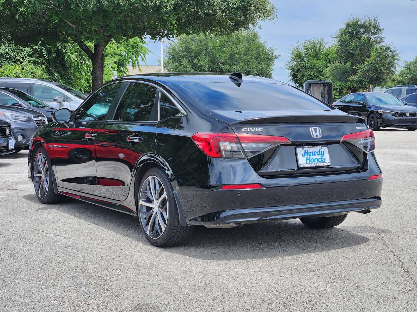 Certified 2023 Honda Civic Touring image 5