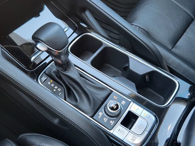 Used 2022 Kia Telluride SX w/ Towing Package AWD/4WD image 19