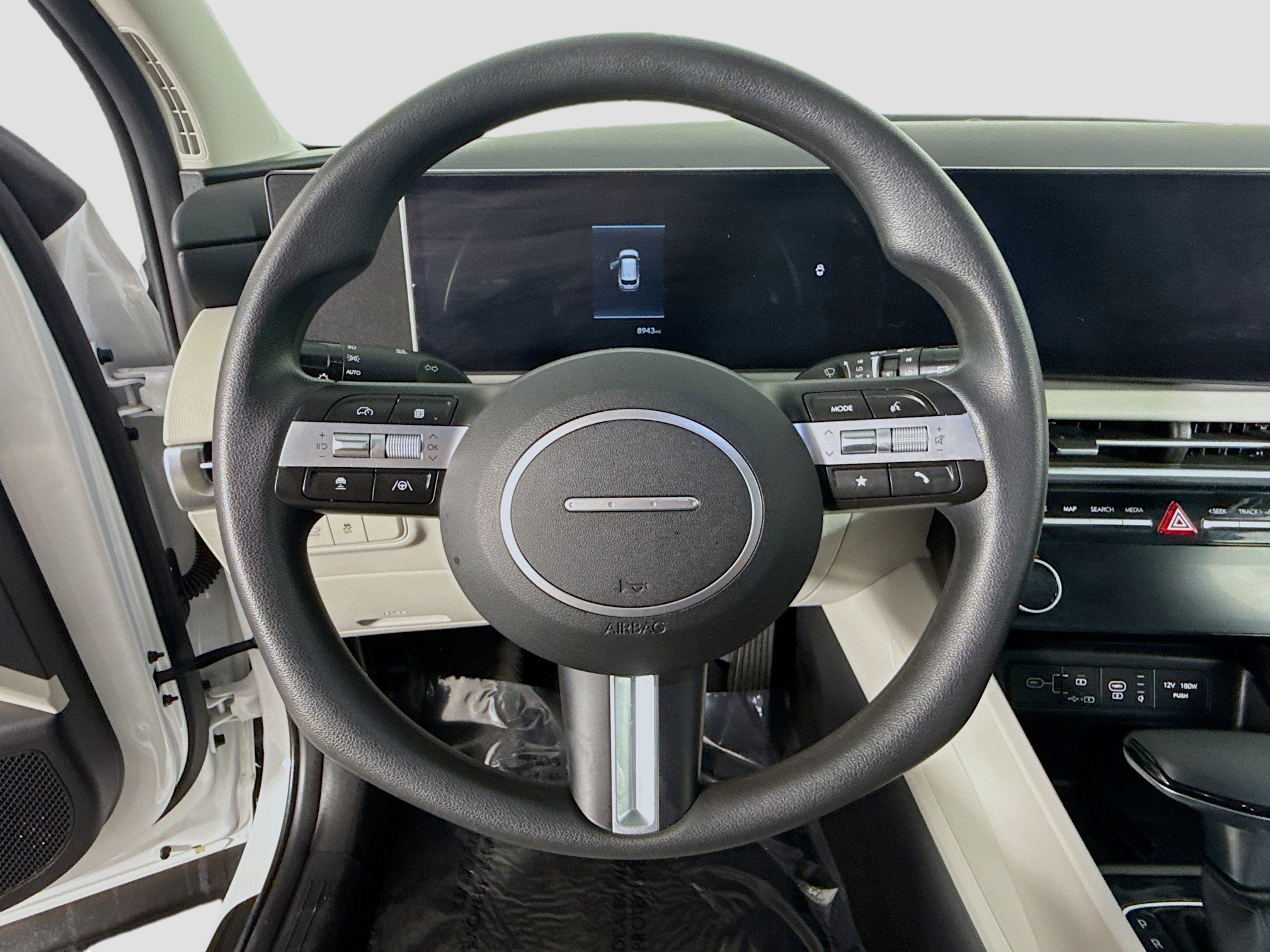 Used 2025 Hyundai Tucson SEL image 13