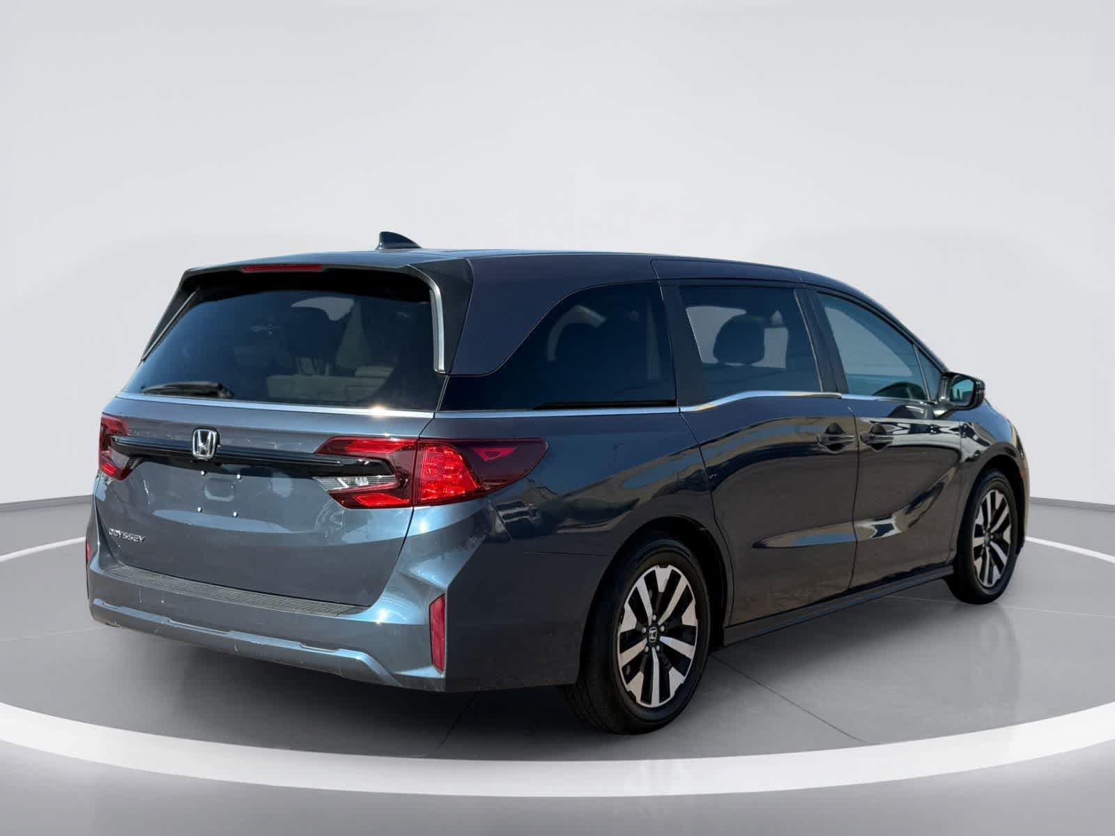Used 2025 Honda Odyssey EX-L image 5