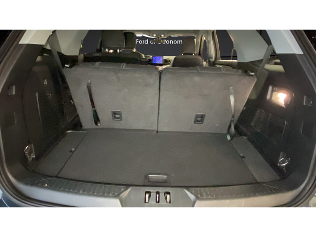 Used 2022 Ford Explorer XLT w/ Equipment Group 202A AWD/4WD image 27