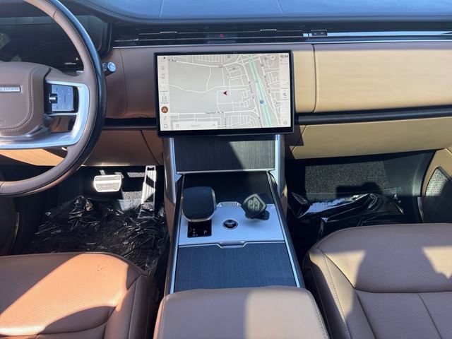 Used 2024 Land Rover Range Rover Autobiography AWD/4WD image 14