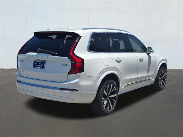 New 2026 Volvo XC90 B5 Core AWD/4WD image 2