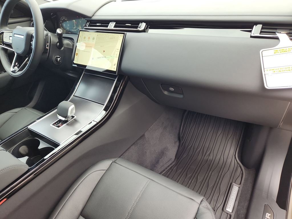 New 2026 Land Rover Range Rover Velar Dynamic SE image 28