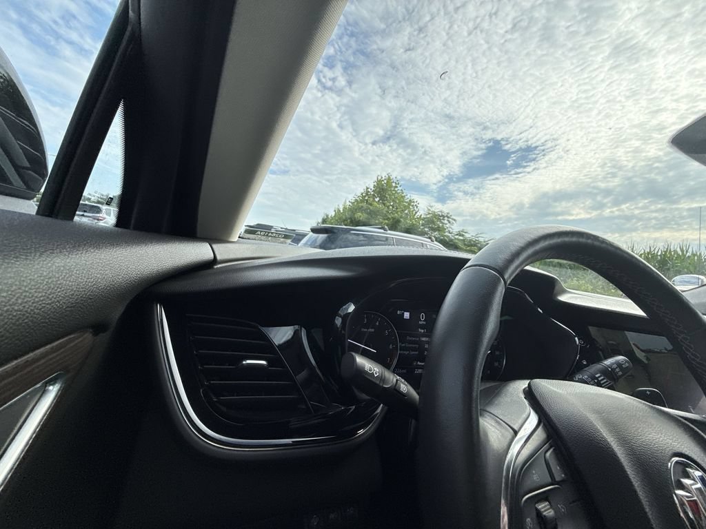 Certified 2023 Buick Envision Avenir FWD image 24