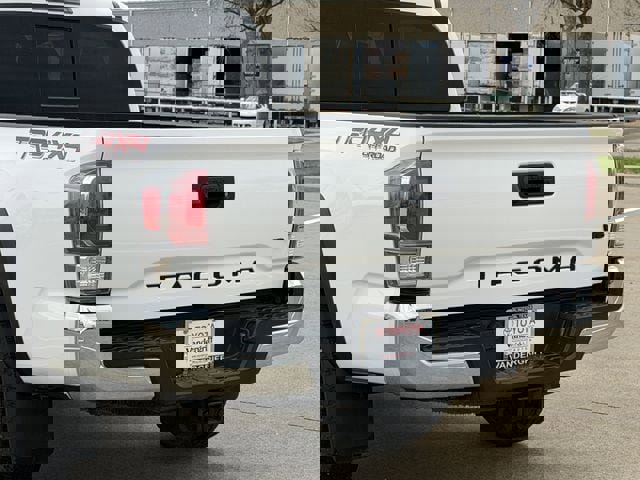 Certified 2023 Toyota Tacoma TRD Off-Road image 6