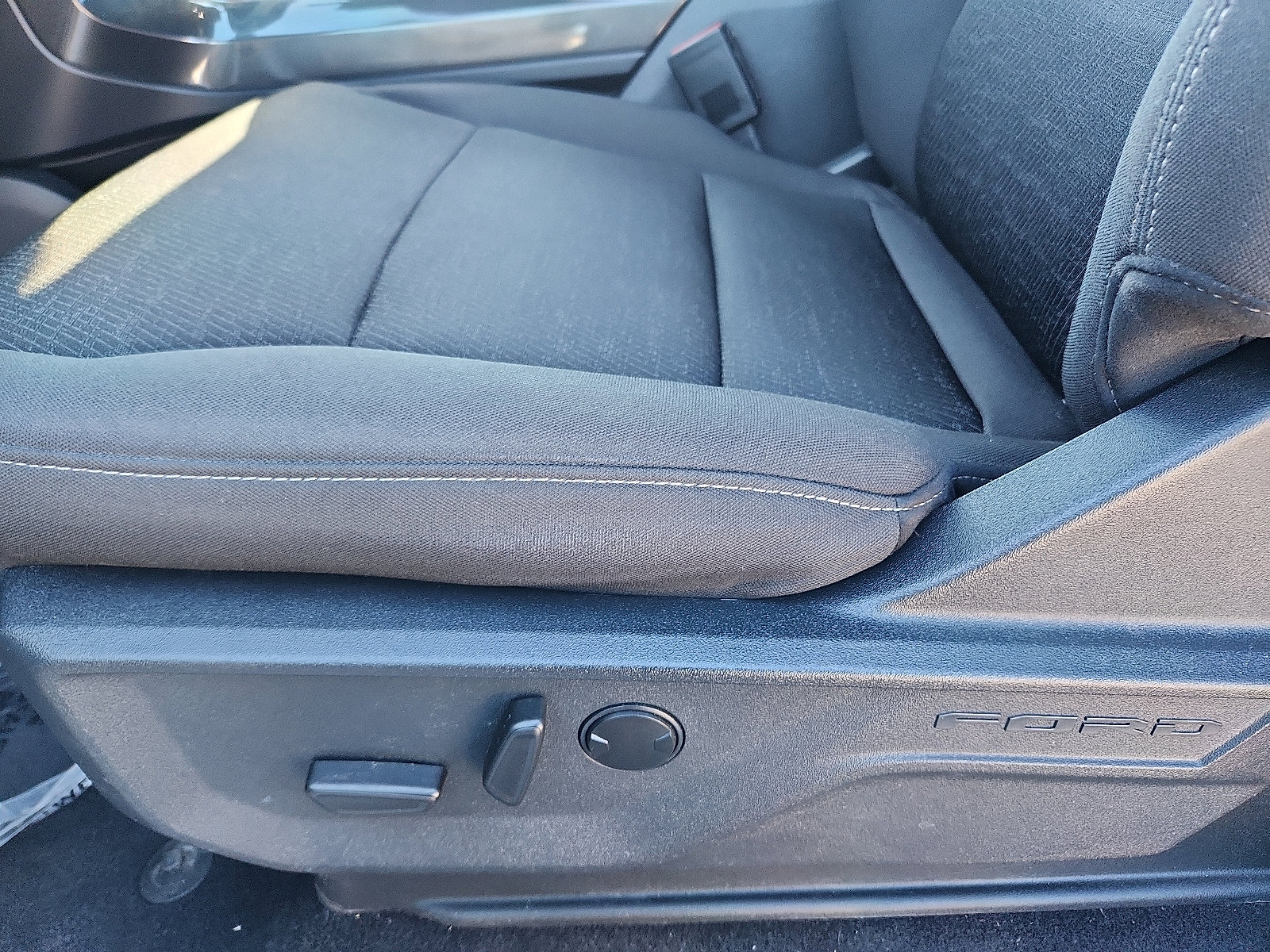 Certified 2023 Ford F150 XLT w/ Equipment Group 302A High image 23