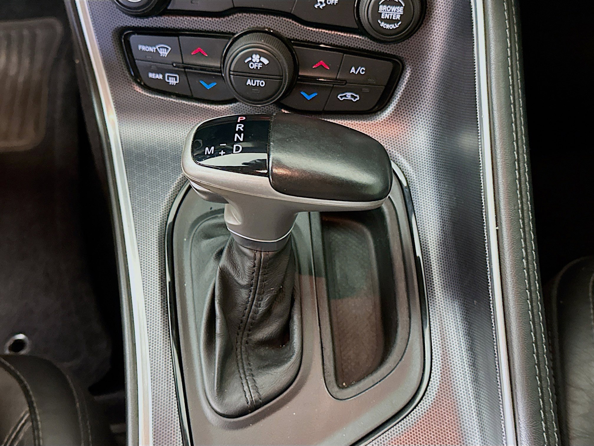 Used 2016 Dodge Challenger R/T Plus RWD image 25