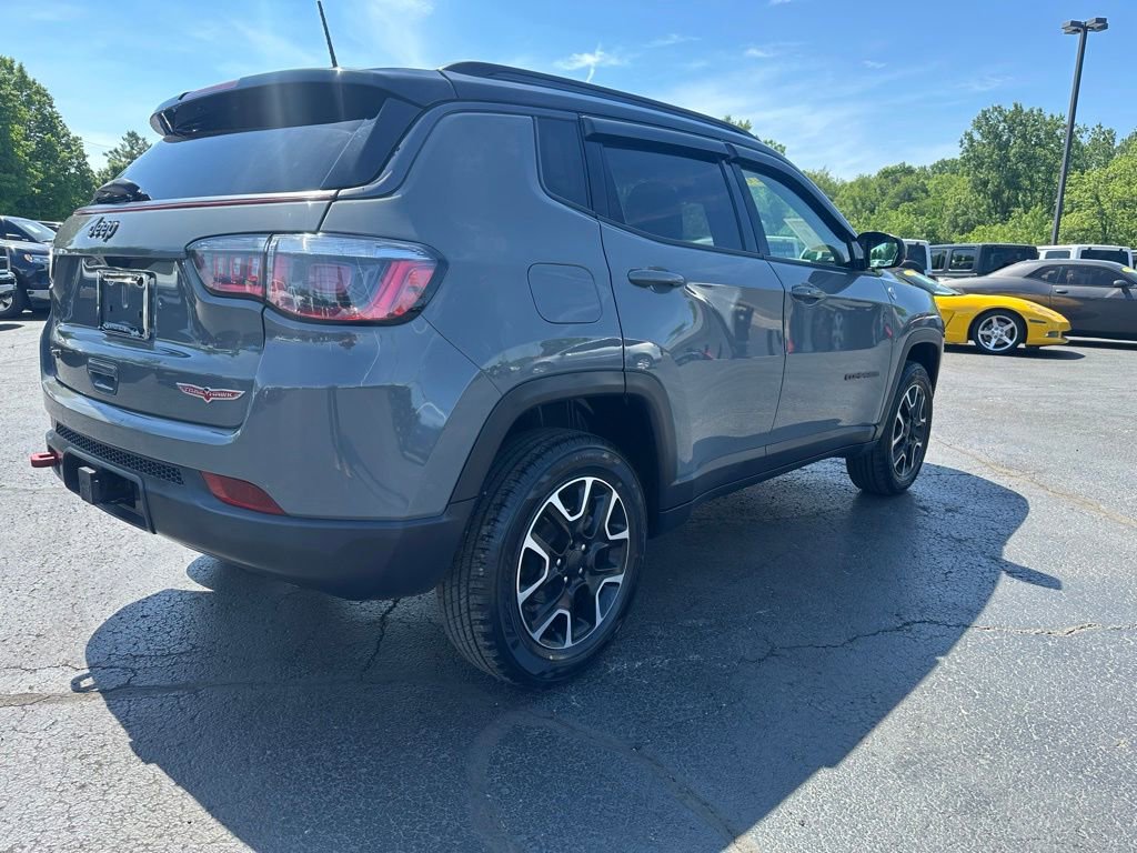 Used 2020 Jeep Compass Trailhawk w/ Leather Interior Group AWD/4WD image 3