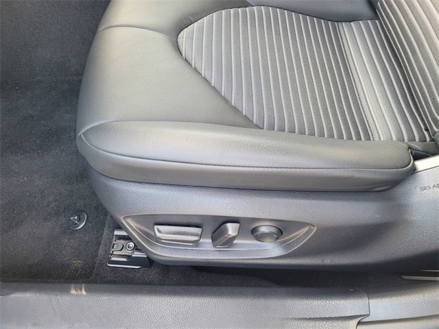 Used 2023 Toyota Camry SE image 25