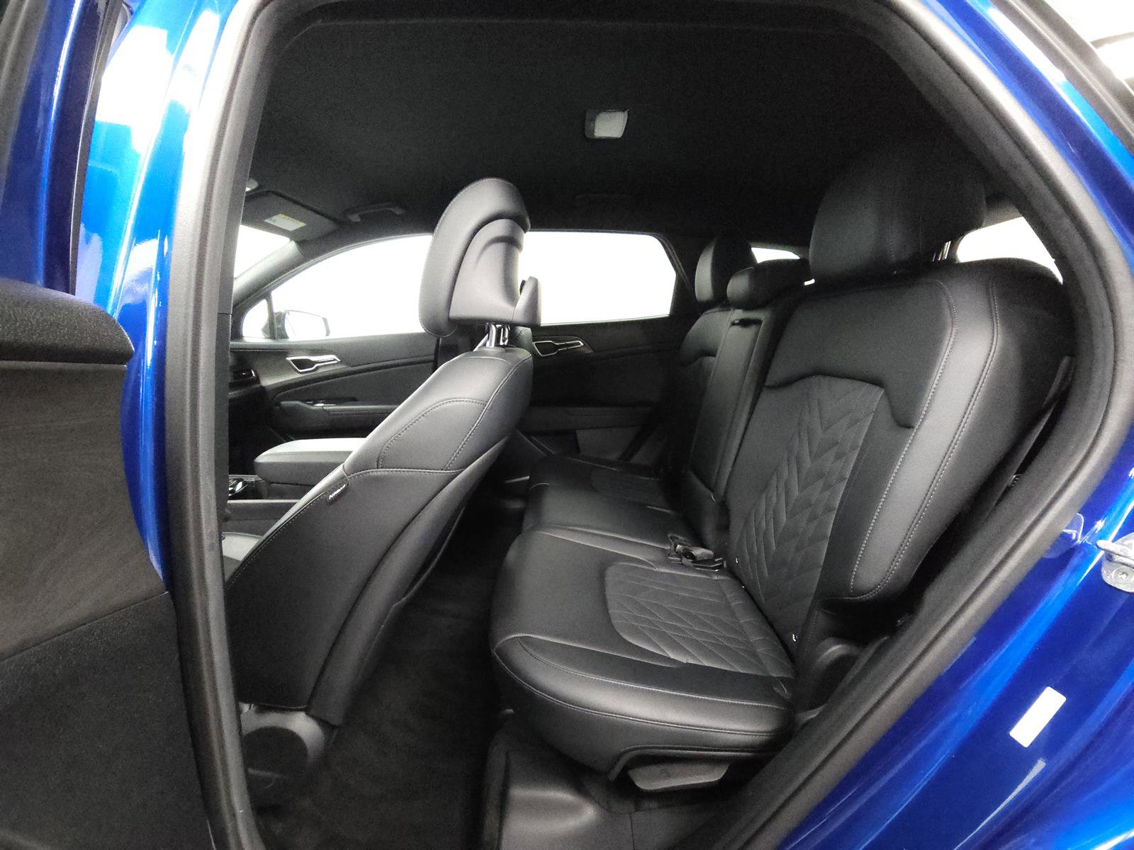 Used 2023 Kia Sportage X-Line AWD/4WD image 5