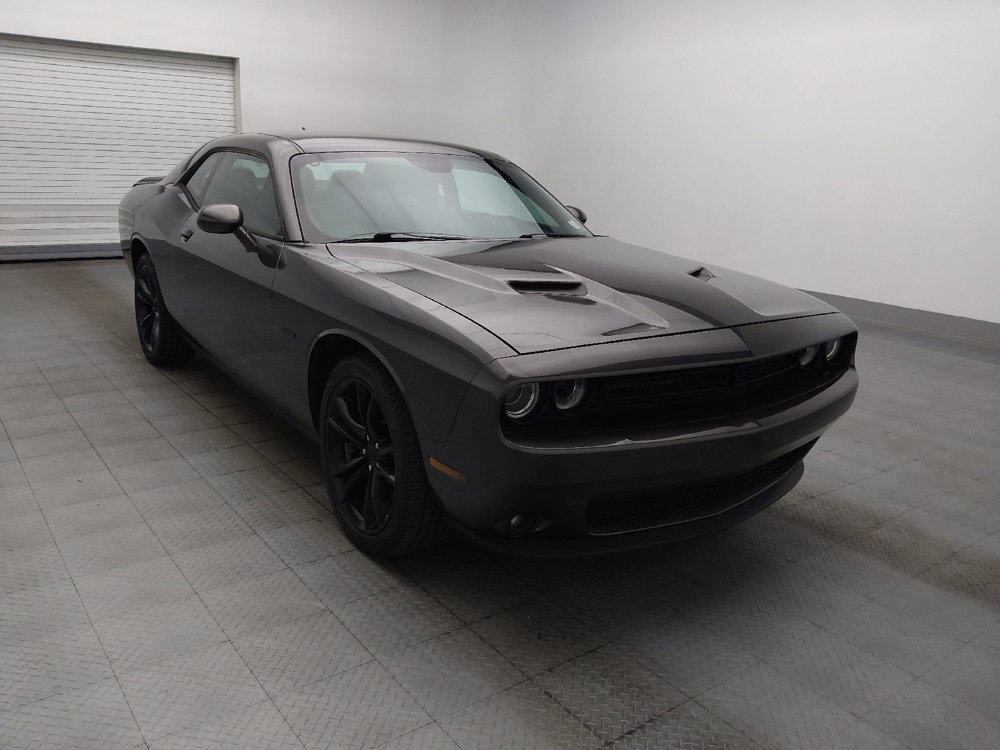 Used 2016 Dodge Challenger R/T Plus RWD image 10