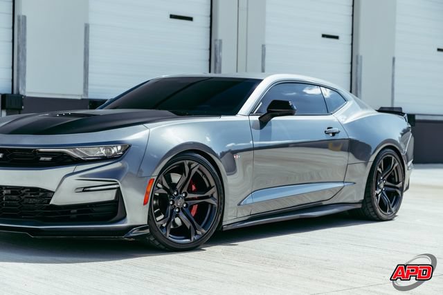 Used 2020 Chevrolet Camaro SS RWD image 46