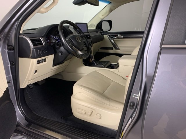 Used 2023 Lexus GX 460 Premium w/ Premium Package image 33