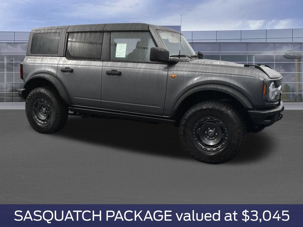 New 2025 Ford Bronco Badlands w/ Sasquatch Package AWD/4WD image 3