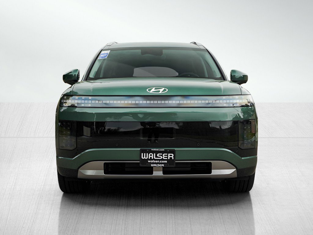 New 2026 Hyundai Ioniq 9 SEL image 2