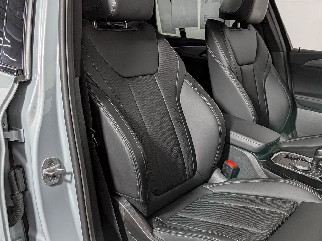 Certified 2024 BMW X3 M40i w/ Premium Package image 26