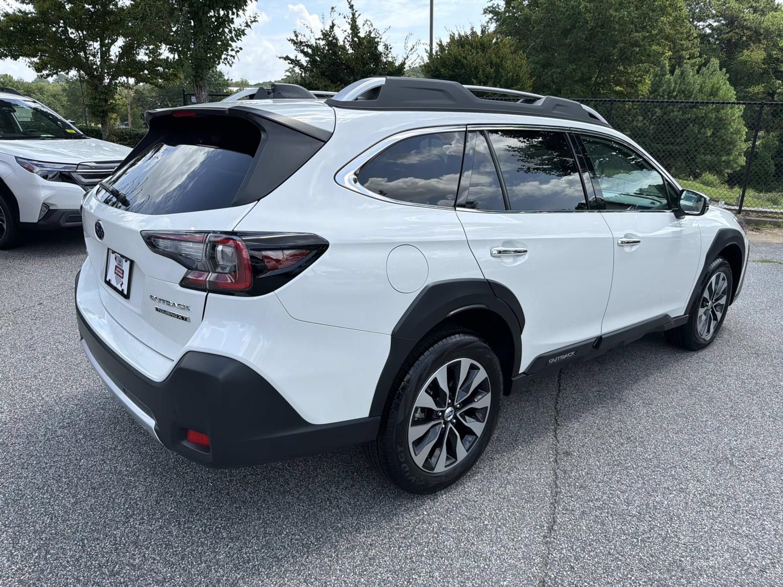 Certified 2025 Subaru Outback Touring XT w/ Tech Package 3 AWD/4WD image 10