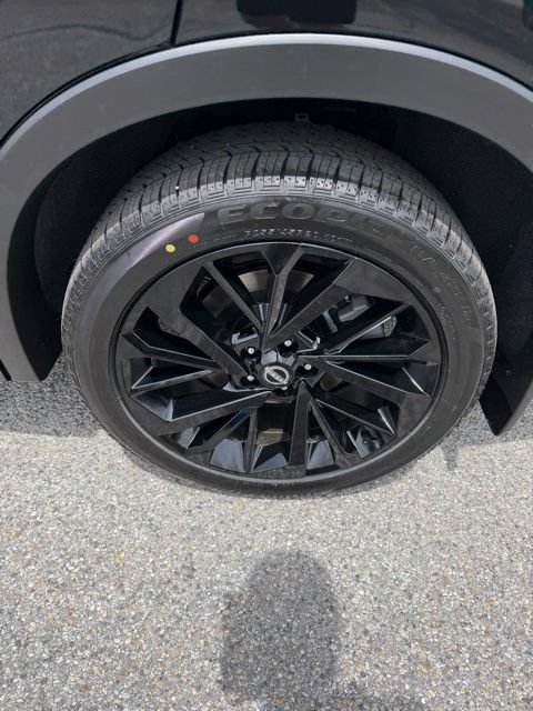 New 2026 Nissan Rogue SL AWD/4WD image 9