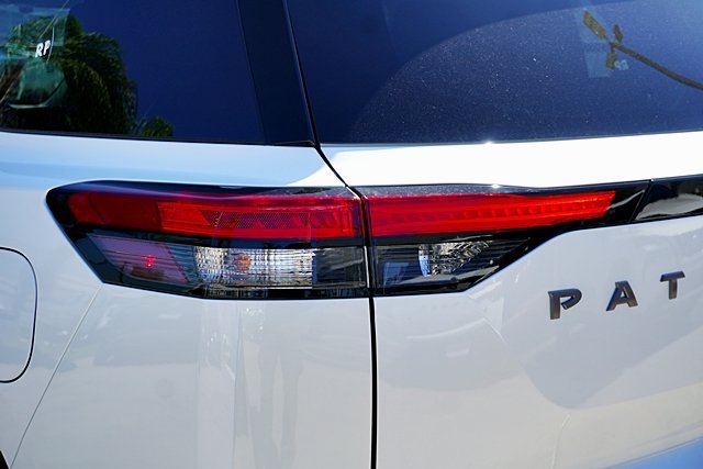 New 2026 Nissan Pathfinder SV FWD image 8