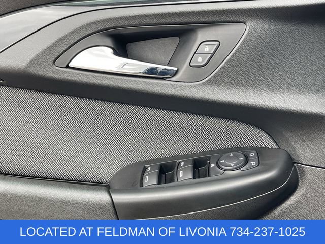 Used 2021 Chevrolet TrailBlazer LT w/ Convenience Package image 22