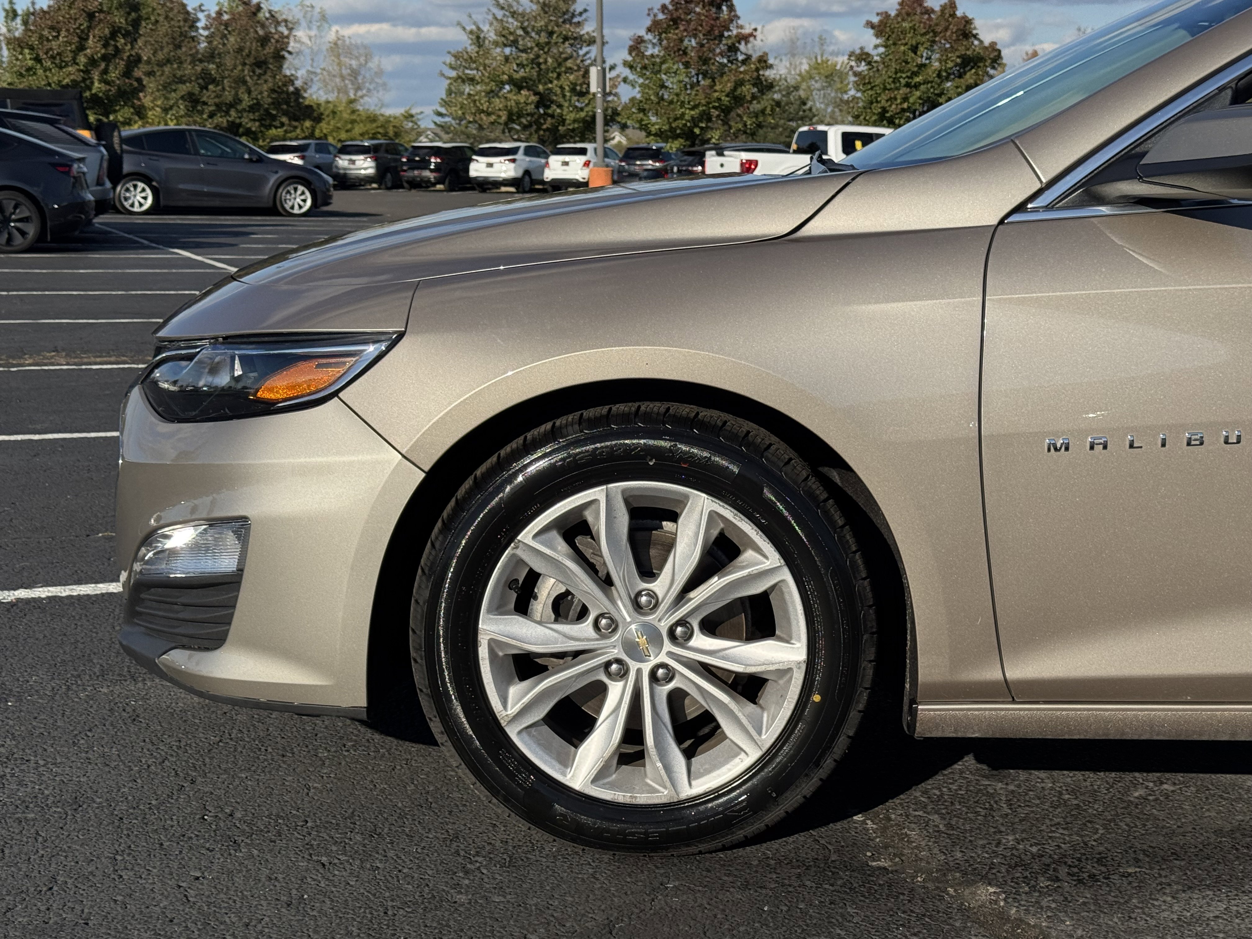 Used 2022 Chevrolet Malibu LT image 30