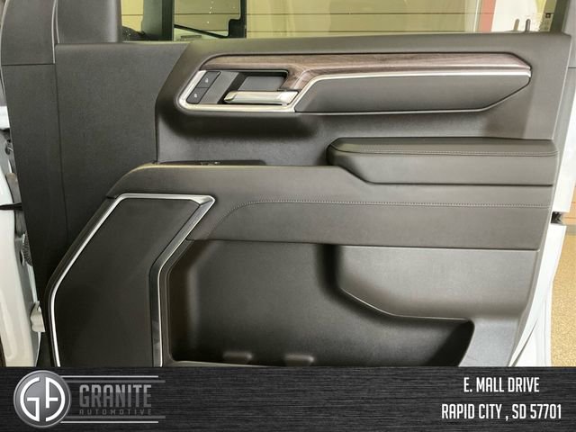 Used 2024 Chevrolet Silverado 2500 LTZ image 21