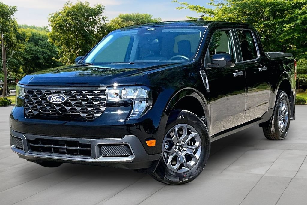 New 2026 Ford Maverick XLT w/ Equipment Group 301A AWD/4WD image 2